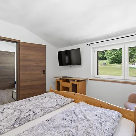 Schwarzwald Ledi - 3*
