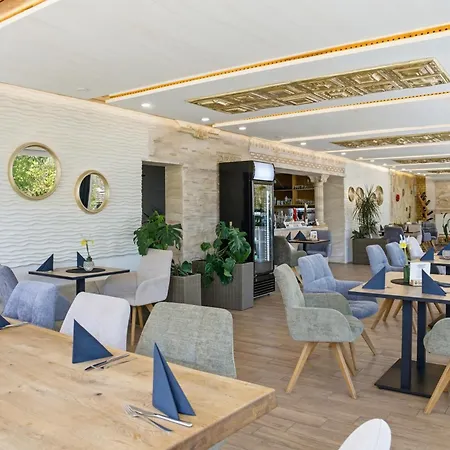 Schwarzwald Ledi - B&B 펠트베르크